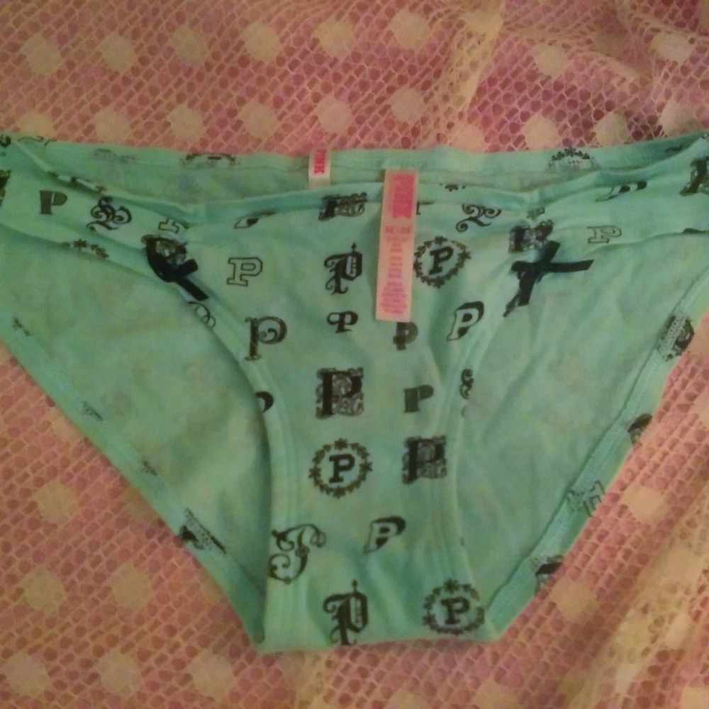 Victoria Secret Lot.3 pairs panties